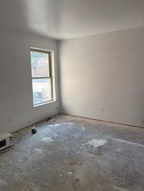 Other - 1519 E 68th St #1, Chicago, IL 60637 photo 3 of 11