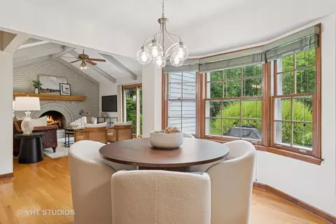 1109 E Gartner Rd, Naperville, IL 60540 photo 7