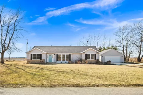 119 Chippewa Dr, Loda, IL 60948