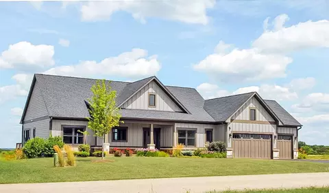 9907 Henning Dr, Huntley, IL 60142