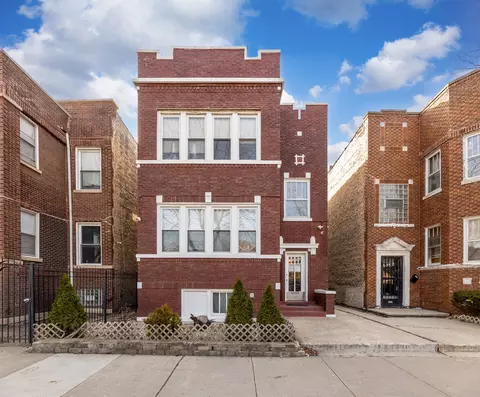 6154 S Maplewood Ave, Chicago, IL 60629