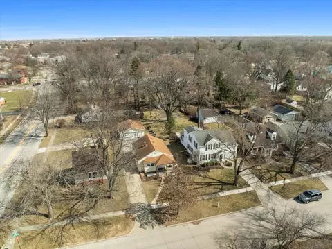 View/Area - 914 Normal Ave, Normal, IL 61761 photo 1 of 4