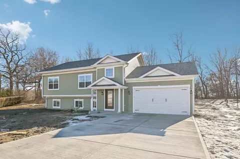 37500 Lyons Woods Ct, Beach Park, IL 60087