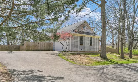 2145 Wagon Trl, White Heath, IL 61884 photo 4