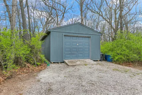 2145 Wagon Trl, White Heath, IL 61884 photo 41