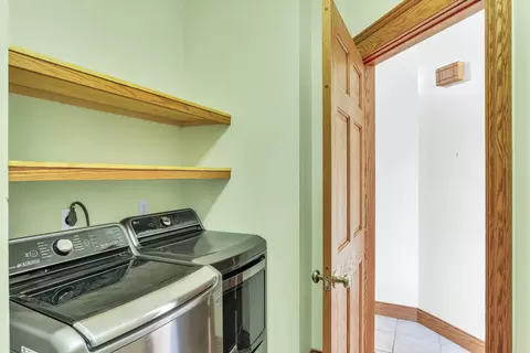 2145 Wagon Trl, White Heath, IL 61884 photo 18