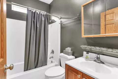 2145 Wagon Trl, White Heath, IL 61884 photo 25