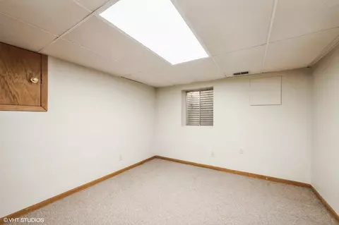 4375 Cherry Ct, Hoffman Estates, IL 60192 photo 17