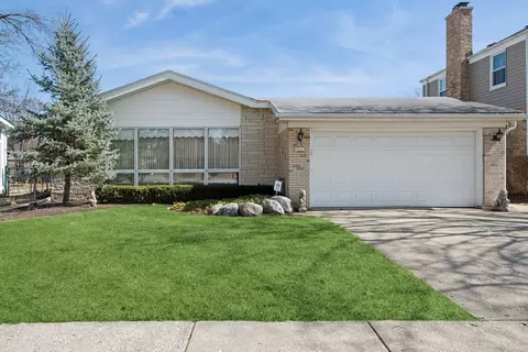 8025 Keeler Ave, Skokie, IL 60076