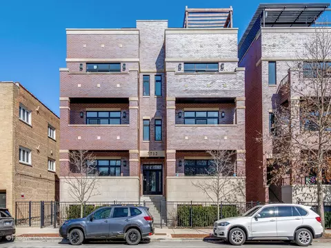 2712 W Montrose Ave #3W, Chicago, IL 60618