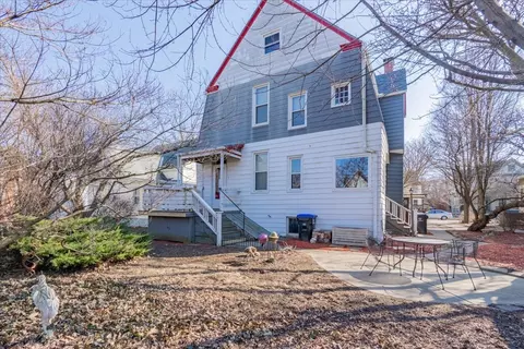 Exterior - 706 E Grove St, Bloomington, IL 61701 photo 10 of 15