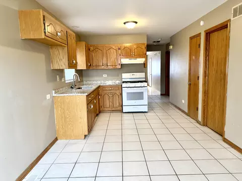 Kitchen - 7604 W 60th St, Summit, IL 60501 photo 1 of 3