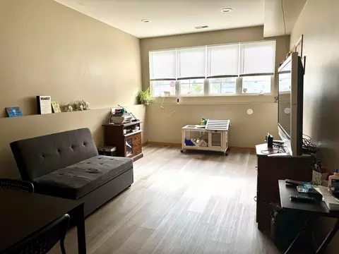 Living - 7604 W 60th St, Summit, IL 60501 photo 2 of 2
