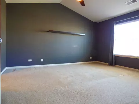 Bedroom - 1231 Willow Ave, Des Plaines, IL 60016 photo 1 of 2