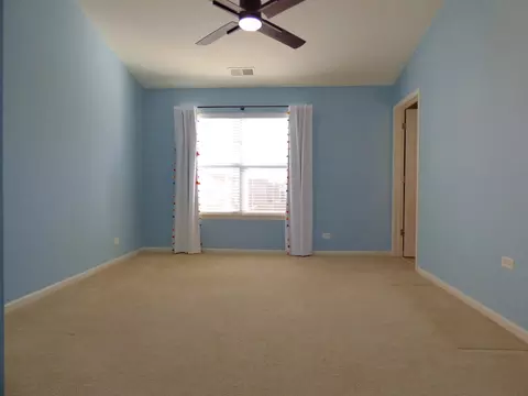 Bedroom - 1231 Willow Ave, Des Plaines, IL 60016 photo 2 of 2