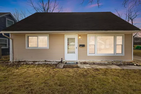 261 Arrowhead St, Park Forest, IL 60466