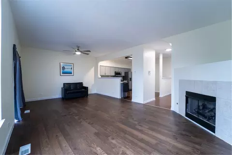 Living - 315 Emerald Ln, Algonquin, IL 60102 photo 1 of 5