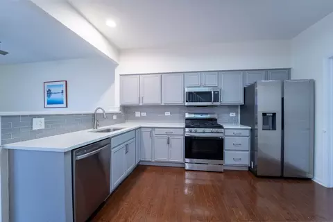Kitchen - 315 Emerald Ln, Algonquin, IL 60102 photo 1 of 4