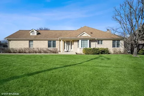 4400 Hammersmith Ln #4400, Glenview, IL 60026