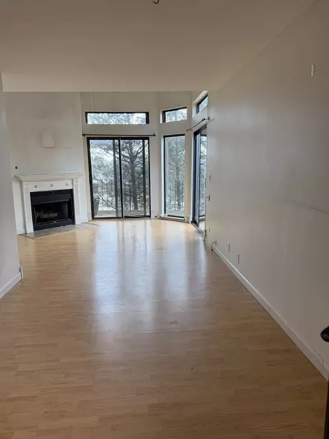 383 Wilmington Dr #E, Bartlett, IL 60103 photo 3