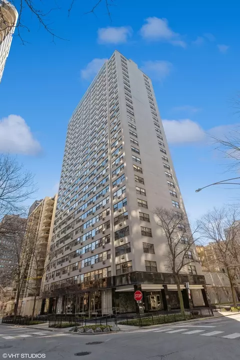 1445 N State Pkwy #806, Chicago, IL 60610