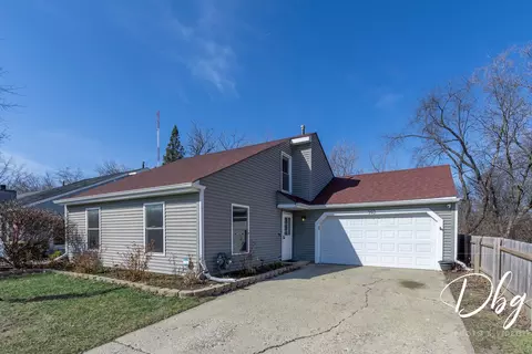 392 Sauk Ct, Round Lake Beach, IL 60073
