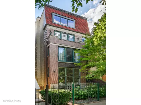 1038 N Wolcott Ave #1, Chicago, IL 60622