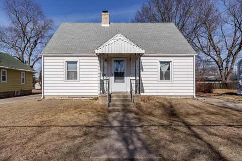 542 Merrill Ave, Loves Park, IL 61111