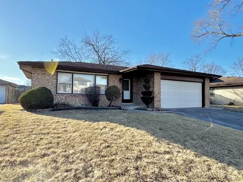 19904 Crescent Ave, Lynwood, IL 60411