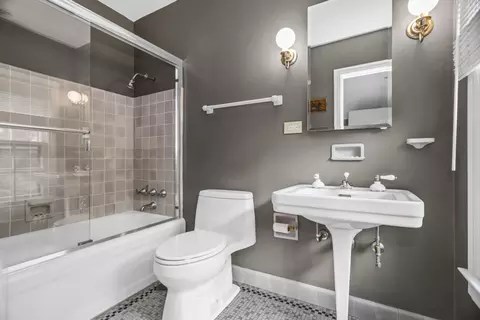 2812 Colfax St, Evanston, IL 60201 photo 27
