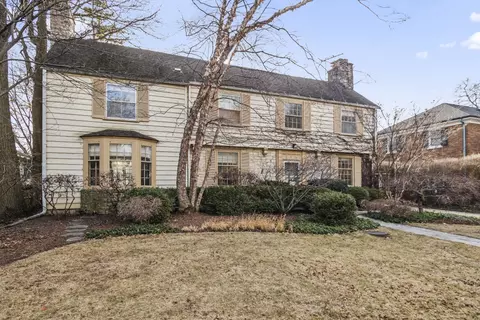 2812 Colfax St, Evanston, IL 60201