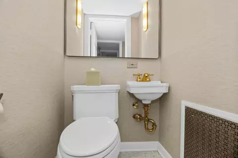 2812 Colfax St, Evanston, IL 60201 photo 17