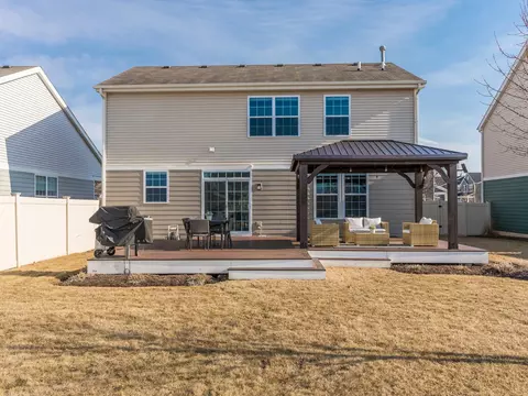 352 Snow Drop Ln, Elgin, IL 60124 photo 29