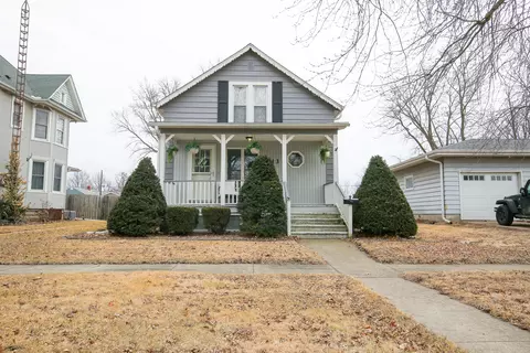 313 S Jefferson Ave, Amboy, IL 61310