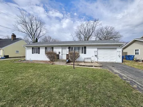 307 S Lincoln St, Dwight, IL 60420