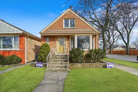 5801 N Mobile Ave, Chicago, IL 60646