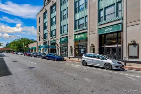 807 Church St #514, Evanston, IL 60201