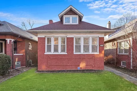 7704 S Yates Blvd, Chicago, IL 60649