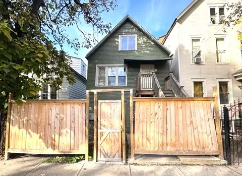 1830 N Saint Louis Ave, Chicago, IL 60647