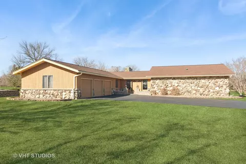 768 Halbert Ln, Inverness, IL 60010