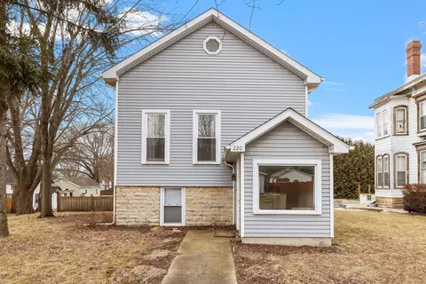 220 S Kankakee St, Wilmington, IL 60481