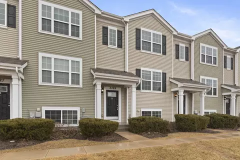 2329 Upland Rd, Pingree Grove, IL 60140