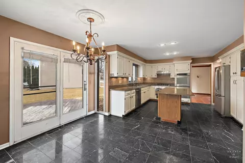 1011 Redwood Ln, Algonquin, IL 60102 photo 15