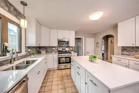 Kitchen - 4269 Ruby St, Schiller Park, IL 60176 photo 1 of 3