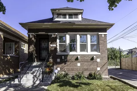 7045 S Oakley Ave, Chicago, IL 60636