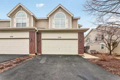 1248 Townes Cir, Aurora, IL 60502