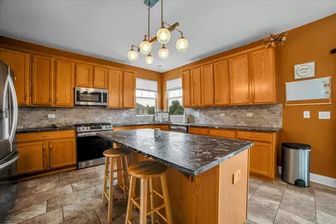 Kitchen - 26619 Silverleaf Dr, Plainfield, IL 60585 photo 1 of 1