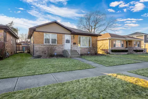 7808 Lowell Ave, Skokie, IL 60076