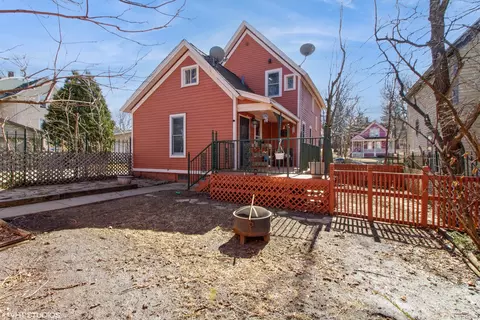 Exterior - 432 Division St, Elgin, IL 60120 photo 8 of 8