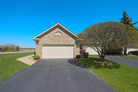 7922 Belle Rive Ct, Tinley Park, IL 60477